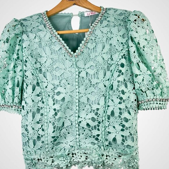Ladies Full Lace Blouse Size L Green Puff Sleeves V-Neck Rhinestone applications - Picture 5 of 14